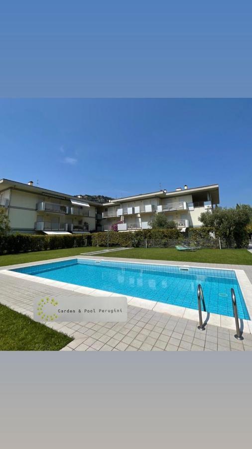 Garden & Pool Perugini Apartment Torbole Sul Garda
