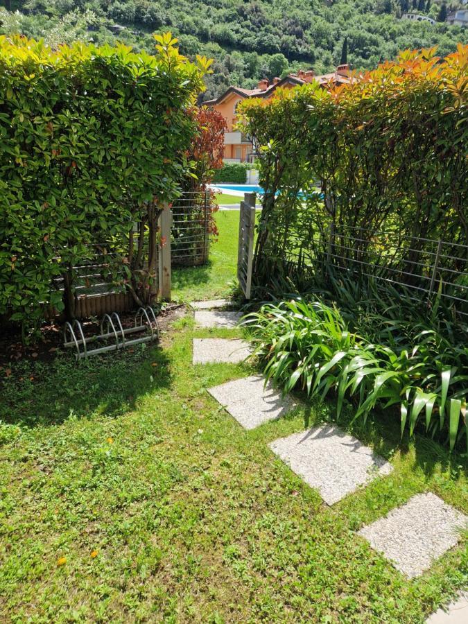 Garden & Pool Perugini Apartment Torbole Sul Garda