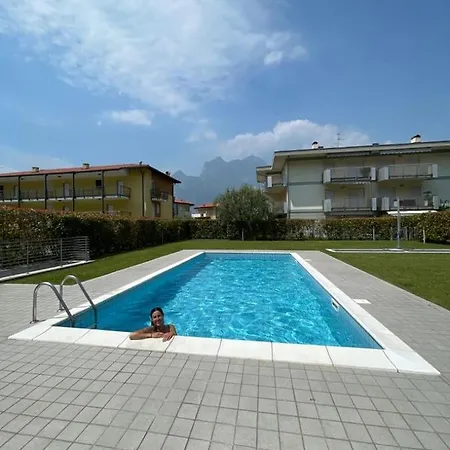Garden & Pool Perugini Apartment Torbole Sul Garda Exterior photo